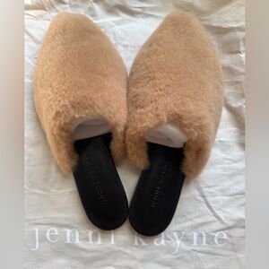 Jenni Kayne Shearling Slippers in Tan